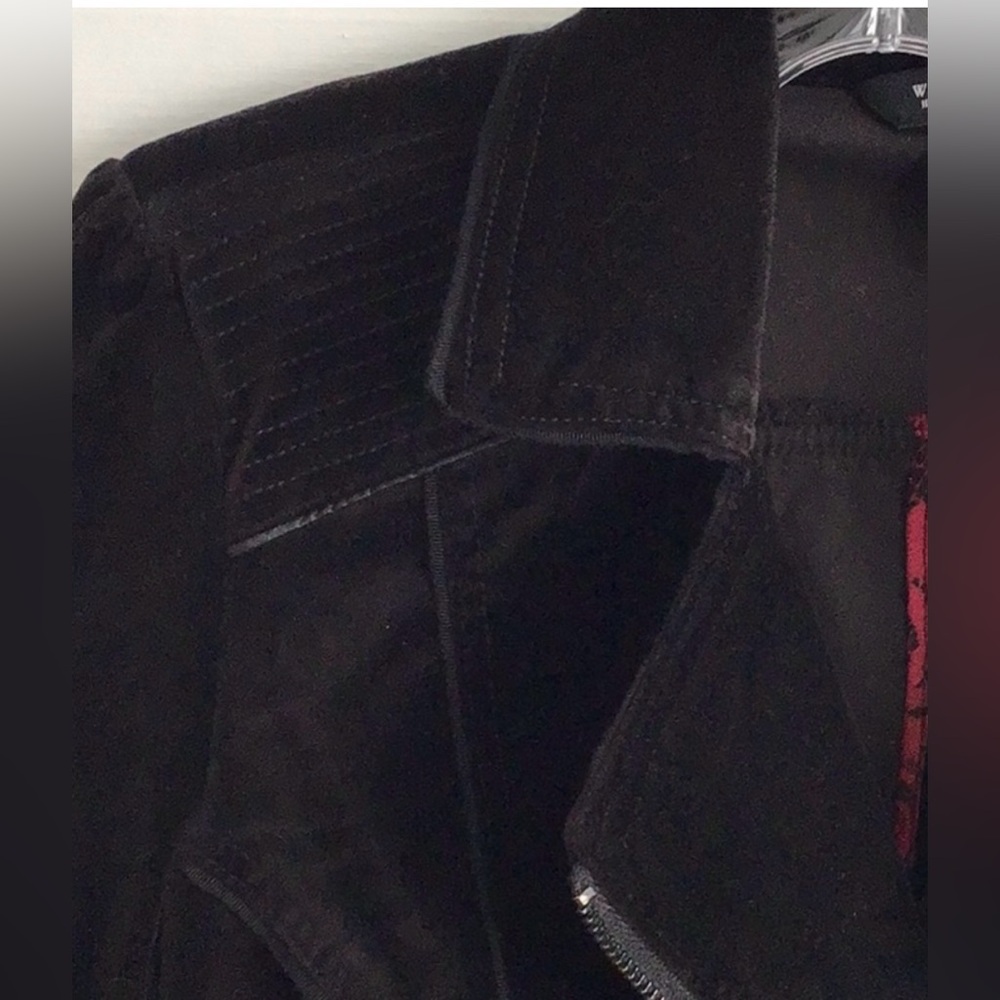 WHBM Black Velvet Blazer Jacket Sz 4 with Stitching Accents - Picture 9 of 9